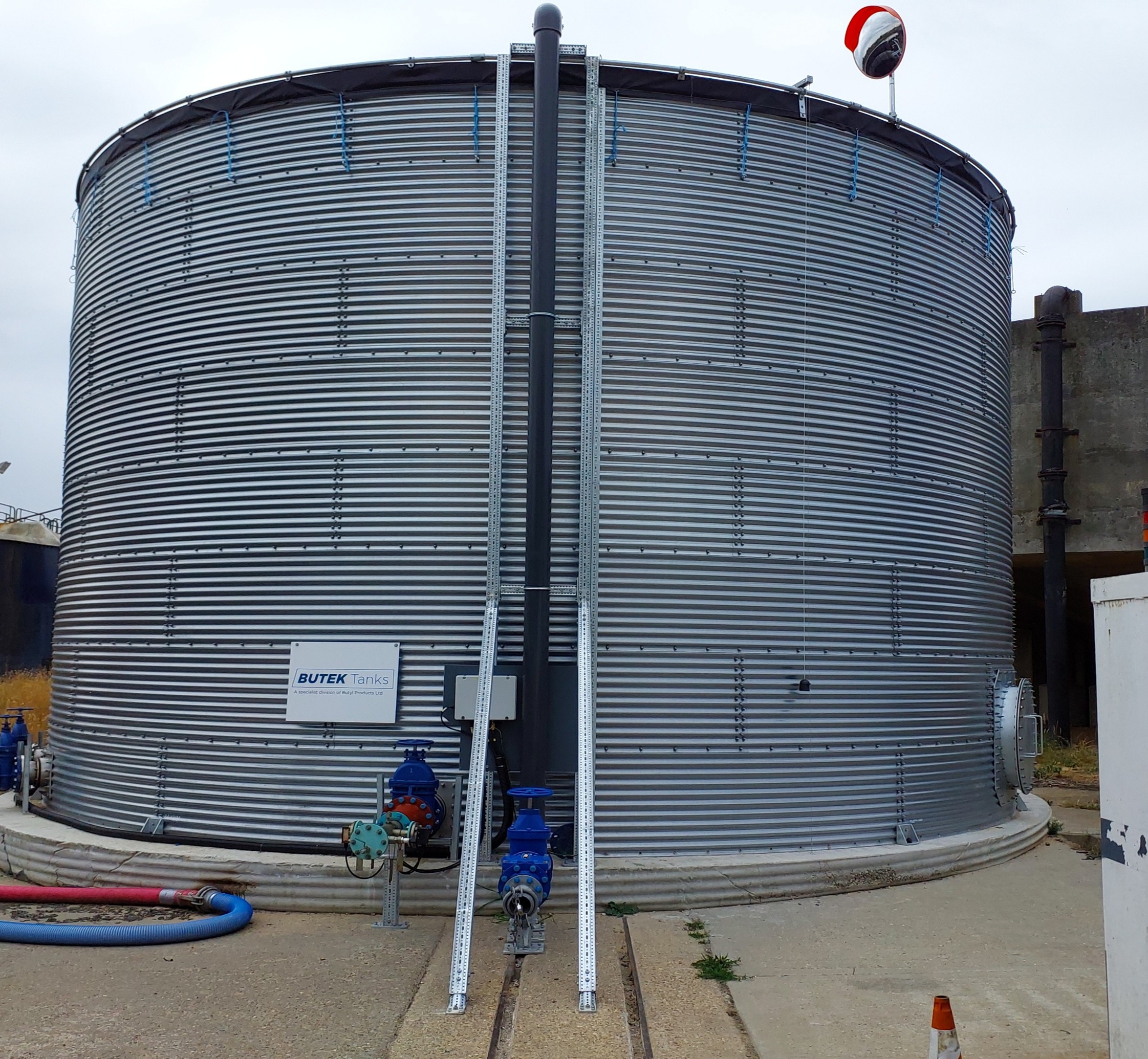 Anglian Water Basildon WWT – Wastewater storage tank